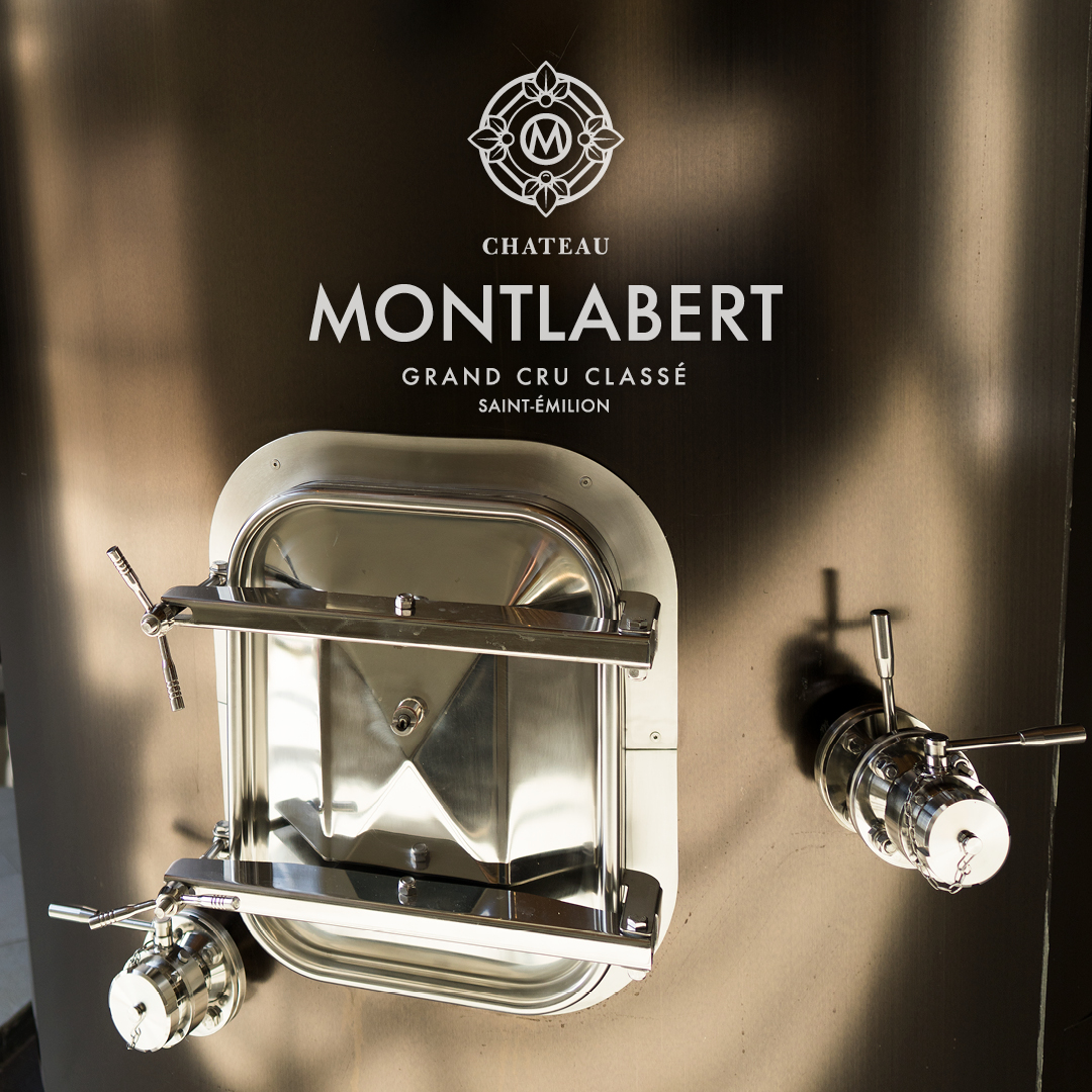 chateau montlabert logo cuvier chateau montlabert logo cuvier